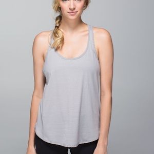 Lululemon 105 F Singlet *Silver*